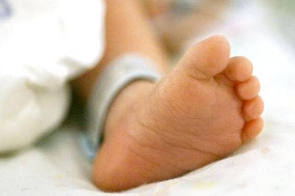 கொதிக்கும் எண்ணெய் கொட்டி பரிதாபமாக உயிரிழந்த குழந்தை! | Child Died After Pouring Boiling Oil Bangalore