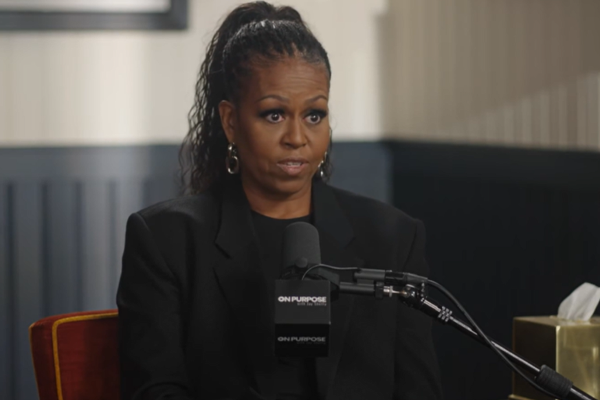 2024 ஜனாதிபதி தேர்தல் தொடர்பில் அச்சம் வெளியிட்ட மிசெல் ஒபாமா! | Michelle Obama Fear Presidential Election Us