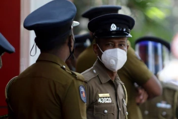 யாழில் பாடசாலைக்கு முன்பாக மலக்கழிவுகளை வீசிய நபர்