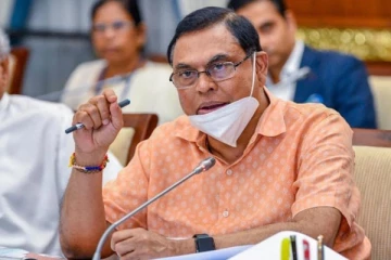 அத்தியாவசியப் பொருட்களை தட்டுப்பாடு இன்றி வழங்கத் தயார் : பசில்