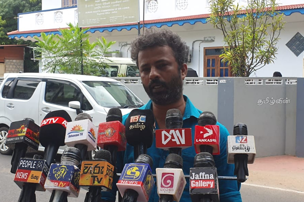 இலங்கை சுங்கத்திணைக்களத்துக்கு எதிராக தீபச்செல்வன் முறைப்பாடு - அழுத்தம் கொடுக்கும் சிங்கள எழுத்தாளர்கள் | Deepachelvan Files Complaint Against Customs