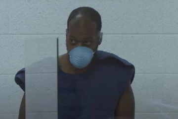 சொந்த பிள்ளைகளின் தலை இல்லாத சடலங்களை காட்டி அச்சுறுத்திய கொடூர தந்தை