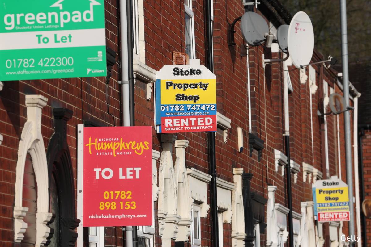 வாடகை வீடுகளில் வசிப்பவர்களை அவசர அவசரமாக காலி செய்ய வைக்கும் வீட்டு உரிமையாளர்கள் | Uk Landlords Evict Tenants Before Law வாடகை வீடுகளில் வசிப்பவர்களை அவசர அவசரமாக காலி செய்ய வைக்கும் வீட்டு உரிமையாளர்கள் | Uk Landlords Evict Tenants Before Law