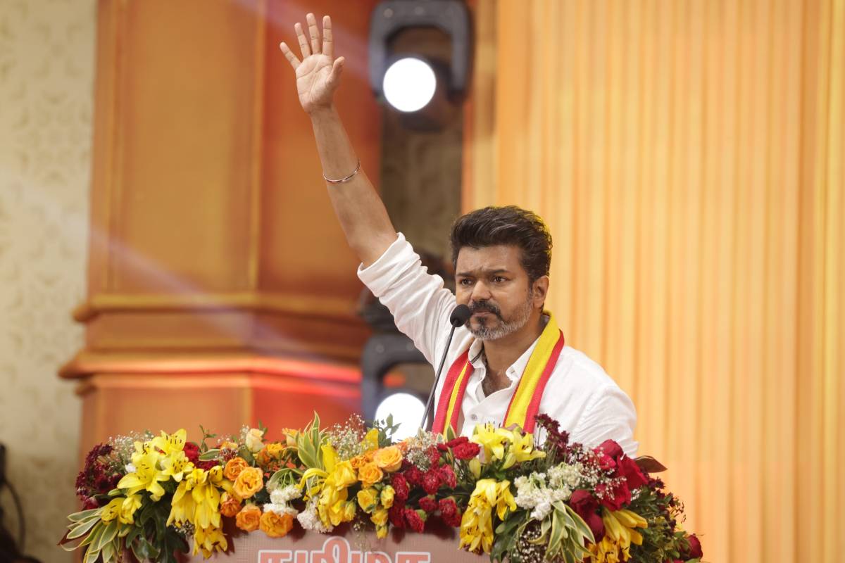 விஜய்யை எதிர்த்து திமுக சார்பில் போட்டியிடும் ஆர்.டி.சேகர் - யார் இவர்? | Who Is Rd Shekar Perambur Dmk Candidate Vs Vijay