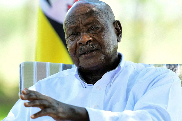 சூடான் உள்நாட்டுப் போர் : உகண்டா ஜனாதிபதியைச் சந்தித்த துணை இராணுவப் படைத் தலைவர் | Sudan Civil War Army Chief Meets Ugandan President சூடான் உள்நாட்டுப் போர் : உகண்டா ஜனாதிபதியைச் சந்தித்த துணை இராணுவப் படைத் தலைவர் | Sudan Civil War Army Chief Meets Ugandan President