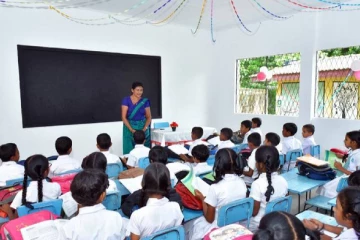 ජූනි 18 දිවයිනේ සියලු පාසල්, පෙරපාසල් හා අධ්‍යාපන ආයතන වල විශේෂ වැඩසටහනක් - බලධාරීන් වෙත විශේෂ චකලේඛයක් නිකුත් වේ