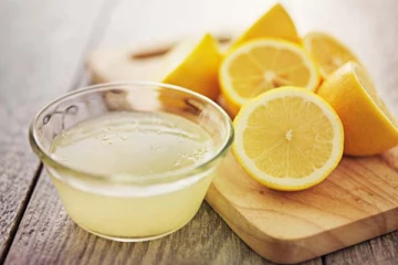 ஆபத்தை ஏற்படுத்தும் எலுமிச்சை ஜுஸ்... யாரெல்லாம் குடிக்கக்கூடாது தெரியுமா?