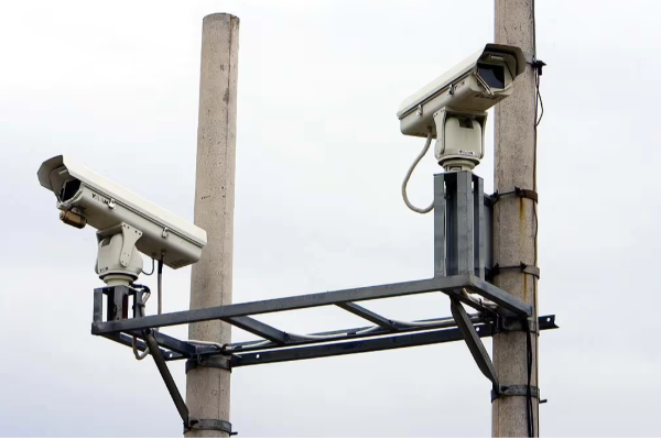 பாகிஸ்தான் எல்லையில் காலி பாட்டில்களை தொங்கவிட்டுள்ள இந்தியா - என்ன காரணம்? | Why Empty Glass Bottles Hung On India Pak Border பாகிஸ்தான் எல்லையில் காலி பாட்டில்களை தொங்கவிட்டுள்ள இந்தியா - என்ன காரணம்? | Why Empty Glass Bottles Hung On India Pak Border