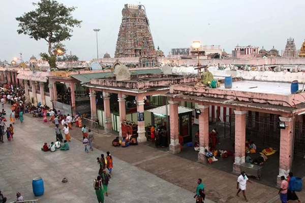 360 ஆண்டுகளுக்கு மேல் பழனி கோவிலில் இவர்களுக்கே முன்னுரிமை.. யார் தெரியுமா? | Why Edappadi People Have Special Rights In Pazhani 360 ஆண்டுகளுக்கு மேல் பழனி கோவிலில் இவர்களுக்கே முன்னுரிமை.. யார் தெரியுமா? | Why Edappadi People Have Special Rights In Pazhani