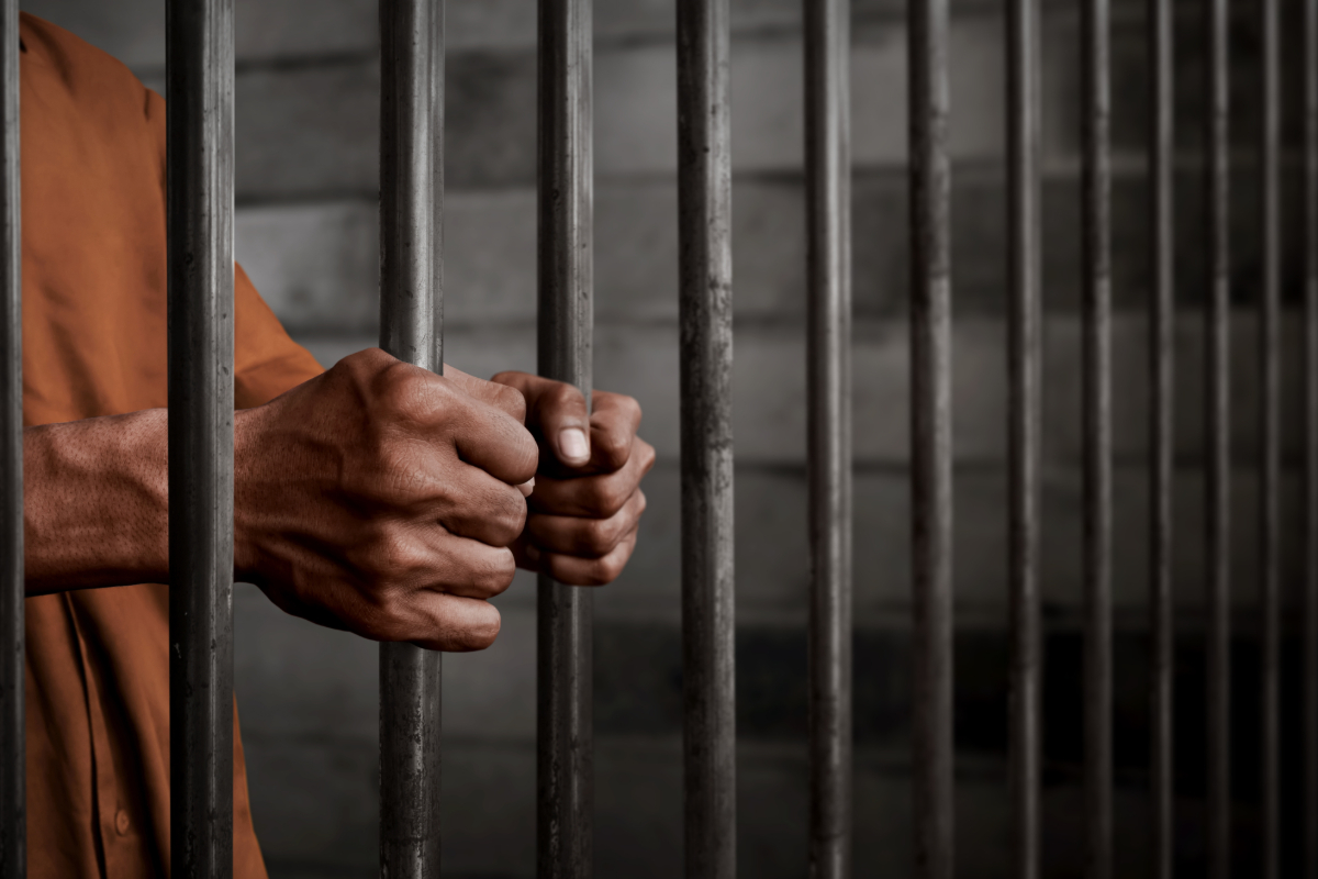 2.5 மில்லியன் திருட்டு : நிதி அமைச்சின் செயலாளருக்கு தண்டனை வழங்க கோரிக்கை | 2 5 Mn Usd Theft Punidhment To Finance Secretary