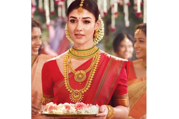 திருமண கோலத்தில் நடிகை நயன்தாரா - இது தான் காரணமா | Nayanthara Ad Marriage Pic