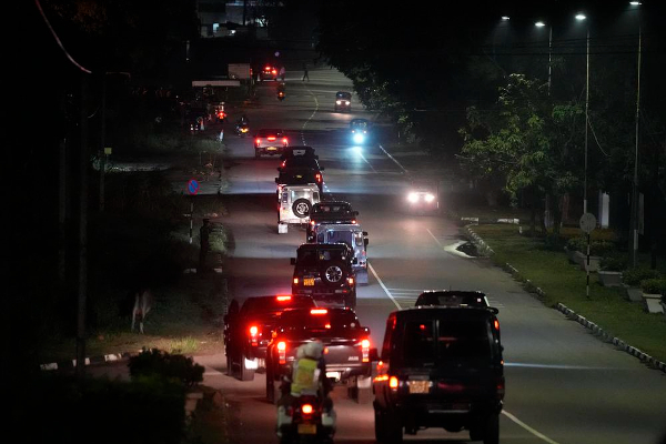 இருளில் மூழ்கும் அபாயத்தில் கொழும்பு | Colombo In Danger Of Being Plunged Into Darkness