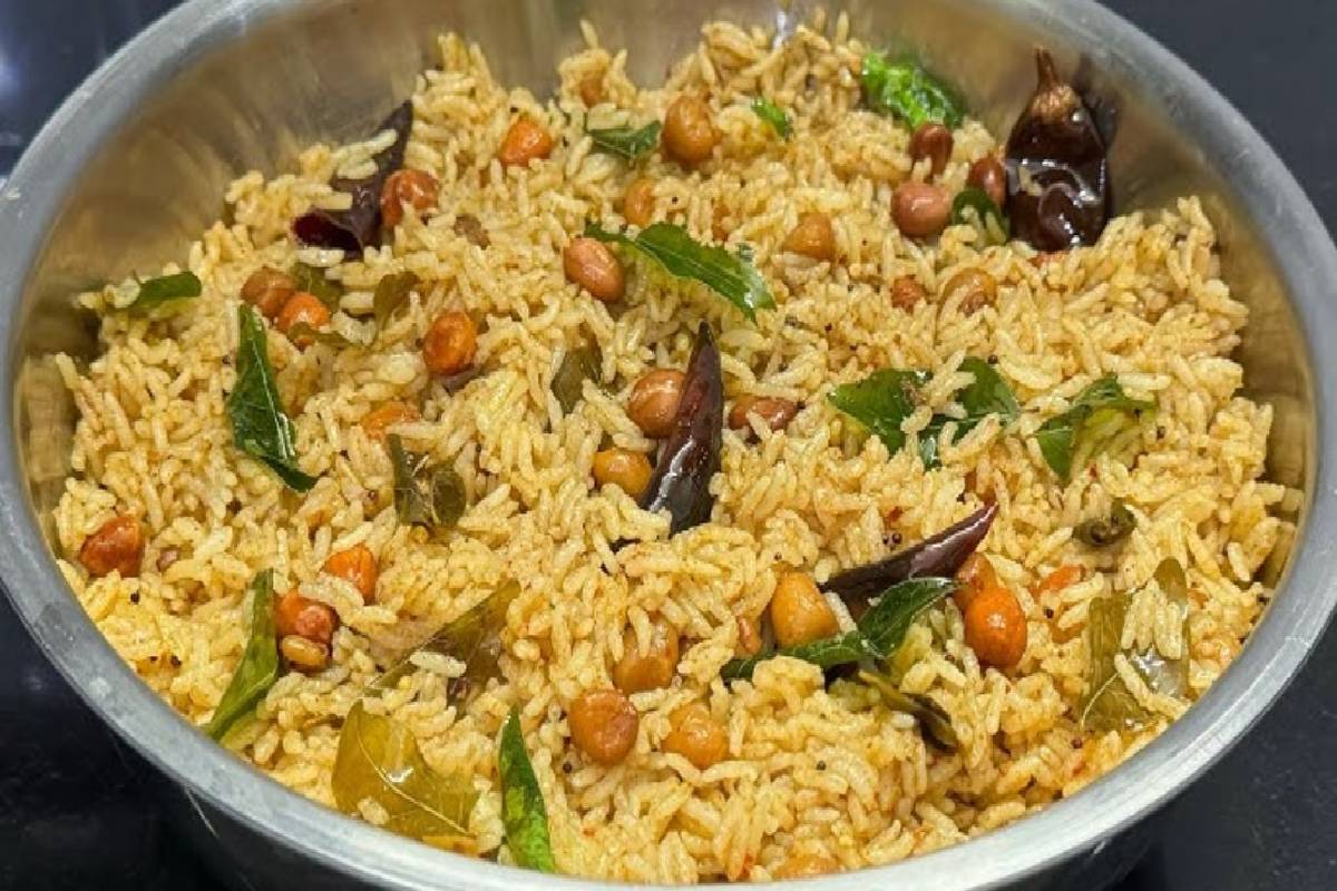 ஆந்திரா பாணியில் அசத்தல் புளி சாதம்... இப்படி ஒரு முறை செய்து பாருங்க | Andhra Style Puliyodharai Recipe In Tamil ஆந்திரா பாணியில் அசத்தல் புளி சாதம்... இப்படி ஒரு முறை செய்து பாருங்க | Andhra Style Puliyodharai Recipe In Tamil