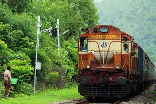 இன்று முதல் மீண்டும் இயக்கப்படும் பல அலுவலக தொடருந்துகள்! | Office Trains Will Resume Operation Today இன்று முதல் மீண்டும் இயக்கப்படும் பல அலுவலக தொடருந்துகள்! | Office Trains Will Resume Operation Today