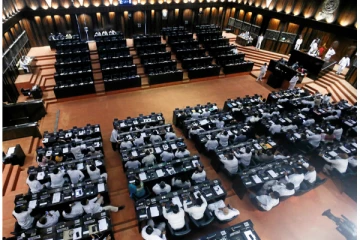 சபாநாயகரிடம் ஒப்படைக்கப்படவுள்ள நாடாளுமன்ற மோதல் குறித்த அறிக்கை