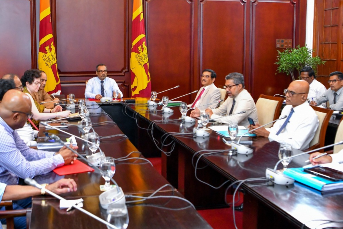 ஜனாதிபதியின் விசேட பொருளாதாரக் குழு கூடியது.. | President S Special Economic Committee Meets