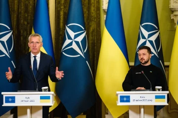 நோட்டோவின் உறுப்பினராக உக்ரைனை அழைக்க வேண்டும்: ஜனாதிபதி ஜெலென்ஸ்கி வெளிப்படை