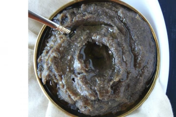 இந்த சக்தி வாய்ந்த கறுப்பு உணவை தினமும் சாப்பிடுங்க... வயிற்று பிரச்சினை அலண்டு திசை தெரியாமல் ஓடும்!