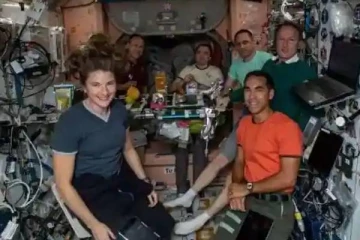 பூமியின் புத்தாண்டு   விண்வெளியில் கொண்டாட்டம்!