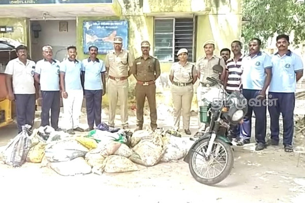 இலங்கைக்கு கடத்தப்படவிருந்த கடலட்டைகள் பொலிஸாரால் மீட்பு | The Police Rescued The Sea Urchins To Sri Lanka