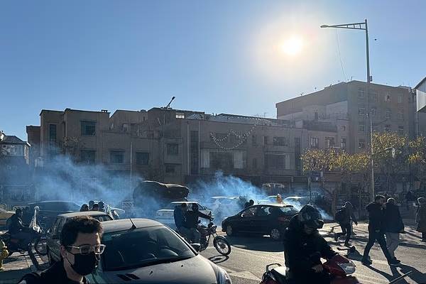 எந்த நேரத்திலும் தாக்குதலுக்கு தயாராக... ஈரானுக்கு கடும் எச்சரிக்கை விடுத்த ட்ரம்ப் | Trump Warns Iran The Us Is