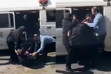 நாய் பிடிக்க பயன்படுத்தும் கம்பியைக் கொண்டு இளம்பெண்ணைக் கைது செய்யும் பொலிசார்: கமெராவில் சிக்கிய அதிரவைக்கும் காட்சி