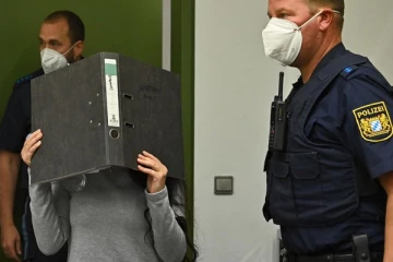 17 வயது சிறு­வனை திரு­மணம் செய்ய கடத்தி சென்ற யுவதி!