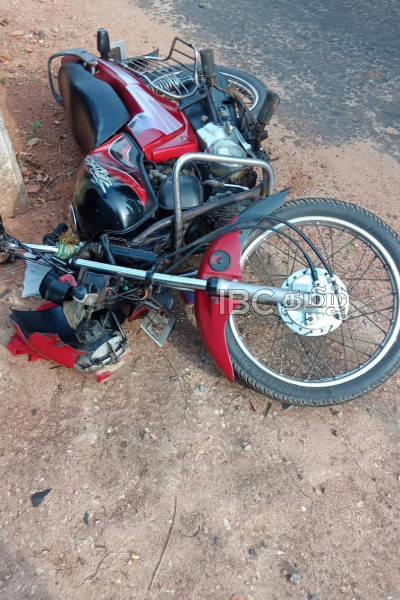 யாழில் இளம் குடும்பஸ்தர் மீது வாள்வெட்டு தாக்குதல் | Father Injured In Telliappalai Sword Attack