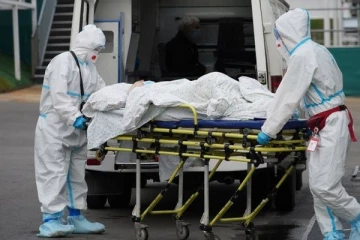 ரஷ்யாவை புரட்டி எடுக்கும் கொரோனா!  பலியானோர் எண்ணிக்கை 2.81 லட்சத்தை கடந்தது