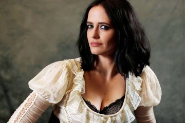 பிரபல பிரெஞ்சு நடிகை மீது வழக்கு: ஒரு மில்லியன் டொலர்கள் இழப்பீடு