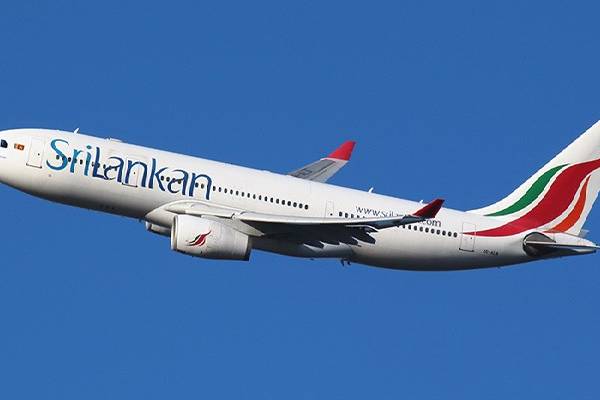 அவசர அவசரமாக மூடப்படும் வான்பரப்புக்கள்! நூற்றுக்கணக்கான விமானங்கள் இரத்து: வெளியான அறிவிப்பு | Srilankan Flights Diverted Due Air Border Closure