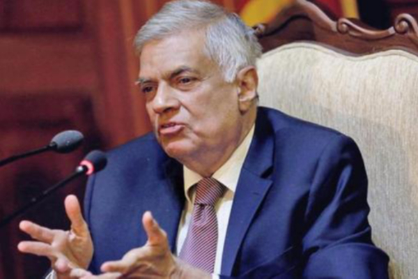 தொழிலாளர் சட்டங்களை மாற்ற எத்தனிக்கும் ரணில் - விடுக்கப்பட்ட கடும் எச்சரிக்கை! | Parliament Budget Ranil Workers Warning Economic