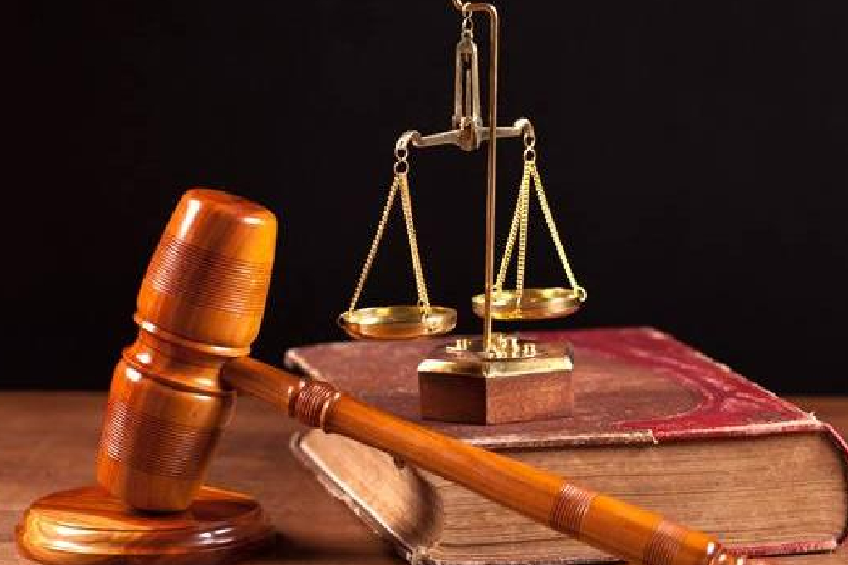 தங்காலையில் கைத்துப்பாக்கியுடன் முன்னாள் கடற்படைச் சிப்பாய் கைது | Former Navy Soldier Arrested With Gun In Tangalle