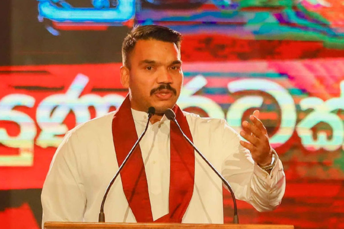 கிளிநொச்சியில் பயங்கரவாதத் தடுப்புச் சட்டத்தில் இளைஞன் கைதான விவகாரம் : நாமல் எழுப்பிய கேள்வி | Kilinochchi Young Artist Arrest Namal Question