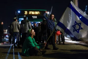 கடும் இழுபறிக்குப் பின்னர் ஒப்புக்கொண்ட இஸ்ரேல்... நெதன்யாகு அலுவலகம் அறிவிப்பு