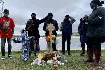 தவறான முடிவை எடுத்துவிட்டான்: இளைஞர் தொடர்பில் கண்ணீர் அஞ்சலி செலுத்திய குடும்பம்