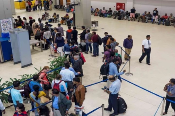 சுற்றுலா பயணிகளுக்காக இன்று முழுமையாக திறக்கப்பட்ட இலங்கை! கட்டுநாயக்கவை வந்தடைந்த விமானம்