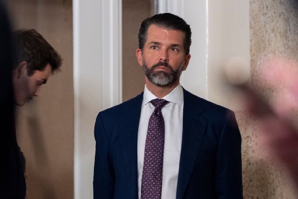 உக்ரைன் அமைதி முயற்சிகளிலிருந்து அமெரிக்கா விலகல்? டிரம்பின் மூத்த மகன் தகவல் | Us May Drop Ukraine Peace Efforts Trump Jr Hints உக்ரைன் அமைதி முயற்சிகளிலிருந்து அமெரிக்கா விலகல்? டிரம்பின் மூத்த மகன் தகவல் | Us May Drop Ukraine Peace Efforts Trump Jr Hints