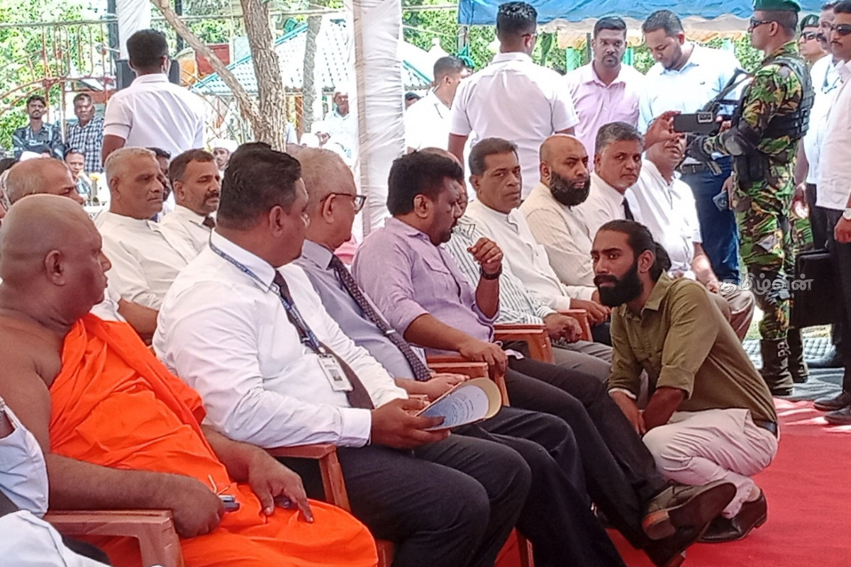 ஜனாதிபதி கலந்து கொண்ட நிகழ்வில் தனியார் ஊடகங்களுக்கு அனுமதி மறுப்பு | 3 Tier Security Measures Place President S Visit ஜனாதிபதி கலந்து கொண்ட நிகழ்வில் தனியார் ஊடகங்களுக்கு அனுமதி மறுப்பு | 3 Tier Security Measures Place President S Visit