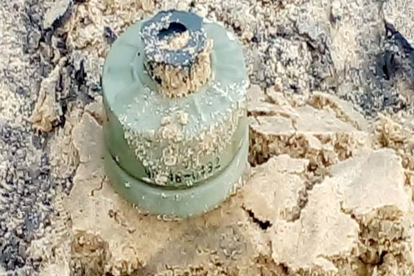 அம்பாறையில் கடற்கரைப்பகுதியில் இருந்து மீட்கப்பட்ட மர்மப்பொருள்! | Mysterious Object Recovered Beach Sainthamaruthu
