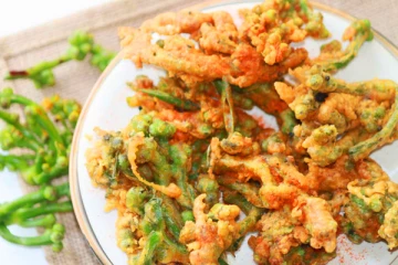 පපඩමට එහා ගිය කෑමක්. කාලා තියෙනවද?