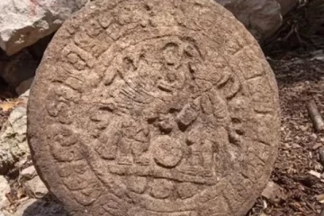 1000 ஆண்டு பழைமையான மாயன் பலகை - மெக்சிகோவில் கண்டுபிடிப்பு