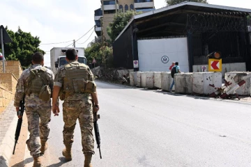 லெபனான் அமெரிக்க தூதரகத்தின் மீது துப்பாக்கி பிரயோகம்