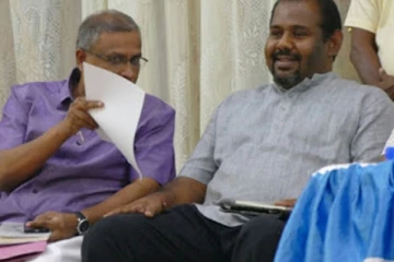 கஜேந்திரகுமாருக்கு - சுமந்திரனுக்கும் வந்த நெருக்கம்: சுரேஷ் சந்தேகம்