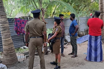 யாழ். வண்ணார் பண்ணை பகுதியில் மீட்கப்பட்ட சிசுவின் சடலம் (Photos)