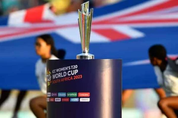 உலகக் கிண்ண மகளிர் இருபதுக்கு20 போட்டிகளுக்காக டுபாய் செல்லும் அணிகள்