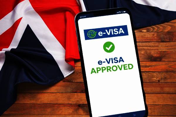 முழுமையாக டிஜிட்டல் மயமான பிரித்தானிய விசா: வெளியான அறிவிப்பு | Uk Visa Digital Evisa System No Vignette Stickers