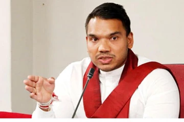 நாமல் ராஜபக்சவை கைது செய்ய நீதிமன்றம் உத்தரவு