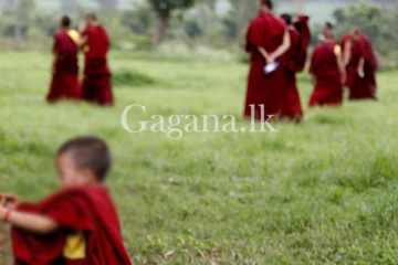 සිවුරු පොරවා - භික්ෂු වෙස් ගන්වා - පුහුණුවකුත් දීලා නටන්න හදන අලුත් නාඩගමක්. - බුද්ධි අංශ අනාවරණයක්.
