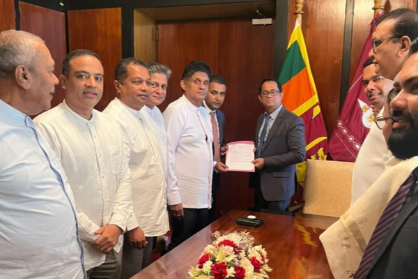 பேரழிவைத் தடுக்கத் தவறிய அநுர : சபாநாயகரிடம் கடிதம் கையளித்த சஜித் அணி | Anura Failed Prevent Disaster Sajith S Team பேரழிவைத் தடுக்கத் தவறிய அநுர : சபாநாயகரிடம் கடிதம் கையளித்த சஜித் அணி | Anura Failed Prevent Disaster Sajith S Team